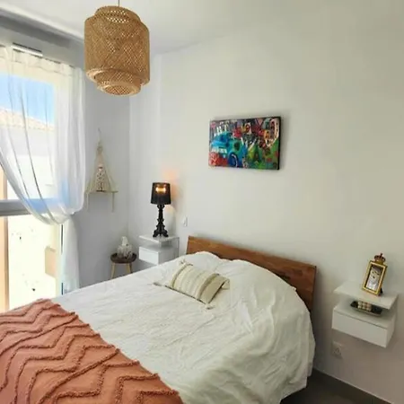 For 6 People Apartment