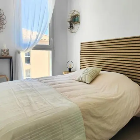 Apartment For 6 People Saint-Raphael (Var)